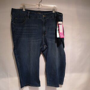 NWT Riders by Lee Ladies Size 24W Mid Rise Capri Length Jeans